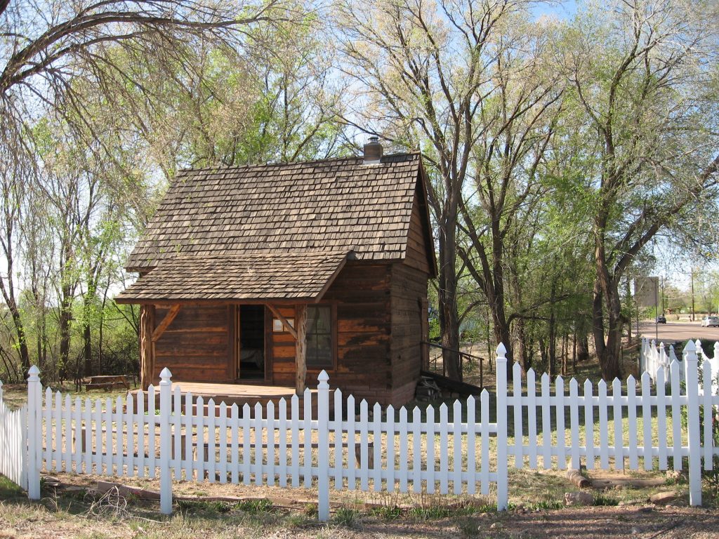 Hancock Log Cabin in Taylor
